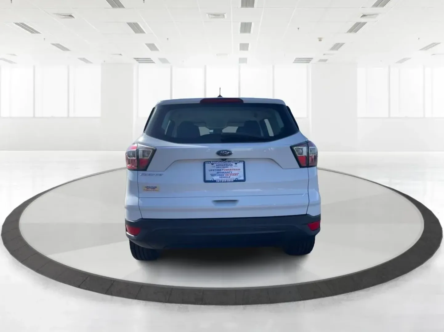 2017 Ford Escape S (1FMCU0F77HU) with an Duratec 2.5L I-4 DOHC engine, located at 1230 East Main St, Xenia, OH, 45385, (937) 908-9800, 39.688026, -83.910172 - **Discover Your Perfect Adventure Partner: 2017 Ford Escape S at Advantage Car and Credit in Fairborn, OH!**<br /> <br /> Are you searching for a dependable vehicle that seamlessly fits into your active lifestyle? Look no further than this 2017 Ford Escape S, designed for adventurers, commuters, and - Photo#3