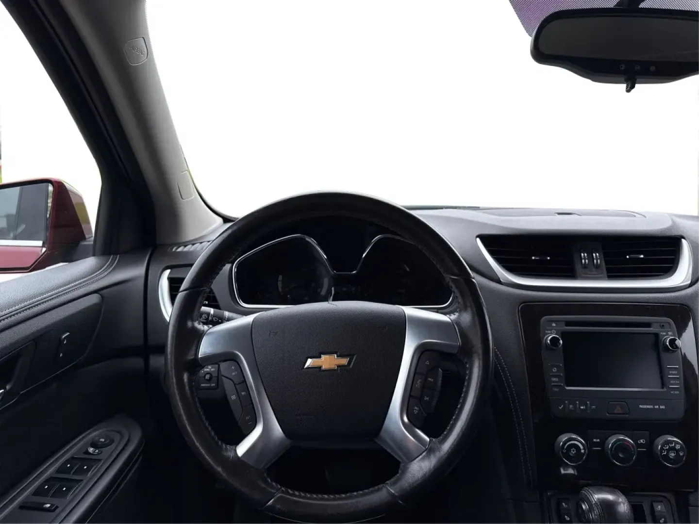 2015 Chevrolet Traverse 1LT (1GNKVGKD4FJ) with an 3.6L V-6 gasoline direct injection engine, located at 1099 N County Rd 25A, Troy, OH, 45373, (937) 908-9800, 40.057079, -84.212883 - **Unleash Adventure with the 2015 Chevrolet Traverse at Advantage Car and Credit - Troy!**<br /> <br /> Are you ready to elevate your family adventures or tackle your daily commute with confidence and style? The 2015 Chevrolet Traverse, with its robust features and spacious design, is perfect for gr - Photo#21