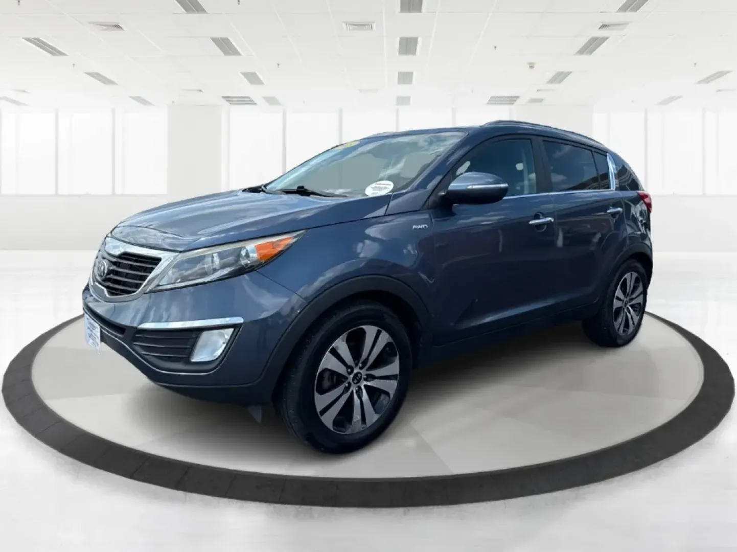2013 Kia Sportage EX (KNDPCCA25D7) with an 2.4L I-4 DOHC engine, located at 1099 N County Rd 25A, Troy, OH, 45373, (937) 908-9800, 40.057079, -84.212883 - **Elevate Your Adventures with the 2013 Kia Sportage EX - Perfect for Every Journey!**<br /> <br /> Are you ready to take your daily commutes and weekend getaways to the next level? Look no further than this 2013 Kia Sportage EX, available now at Advantage Car and Credit in Fairborn, OH. This versat - Photo#8