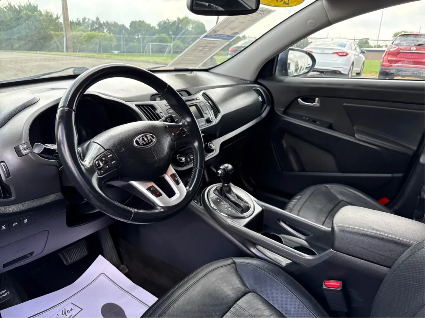 2013 Kia Sportage EX (KNDPCCA25D7) with an 2.4L I-4 DOHC engine, located at 1099 N County Rd 25A, Troy, OH, 45373, (937) 908-9800, 40.057079, -84.212883 - **Elevate Your Adventures with the 2013 Kia Sportage EX - Perfect for Every Journey!**<br /> <br /> Are you ready to take your daily commutes and weekend getaways to the next level? Look no further than this 2013 Kia Sportage EX, available now at Advantage Car and Credit in Fairborn, OH. This versat - Photo#9