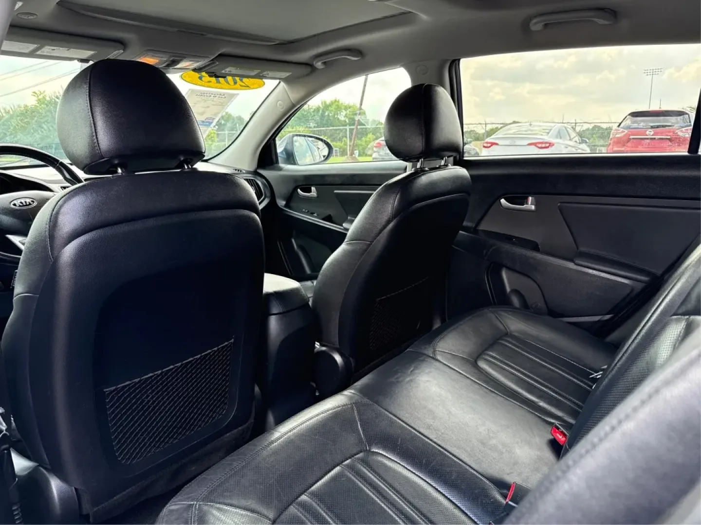 2013 Kia Sportage EX (KNDPCCA25D7) with an 2.4L I-4 DOHC engine, located at 1099 N County Rd 25A, Troy, OH, 45373, (937) 908-9800, 40.057079, -84.212883 - **Elevate Your Adventures with the 2013 Kia Sportage EX - Perfect for Every Journey!**<br /> <br /> Are you ready to take your daily commutes and weekend getaways to the next level? Look no further than this 2013 Kia Sportage EX, available now at Advantage Car and Credit in Fairborn, OH. This versat - Photo#10