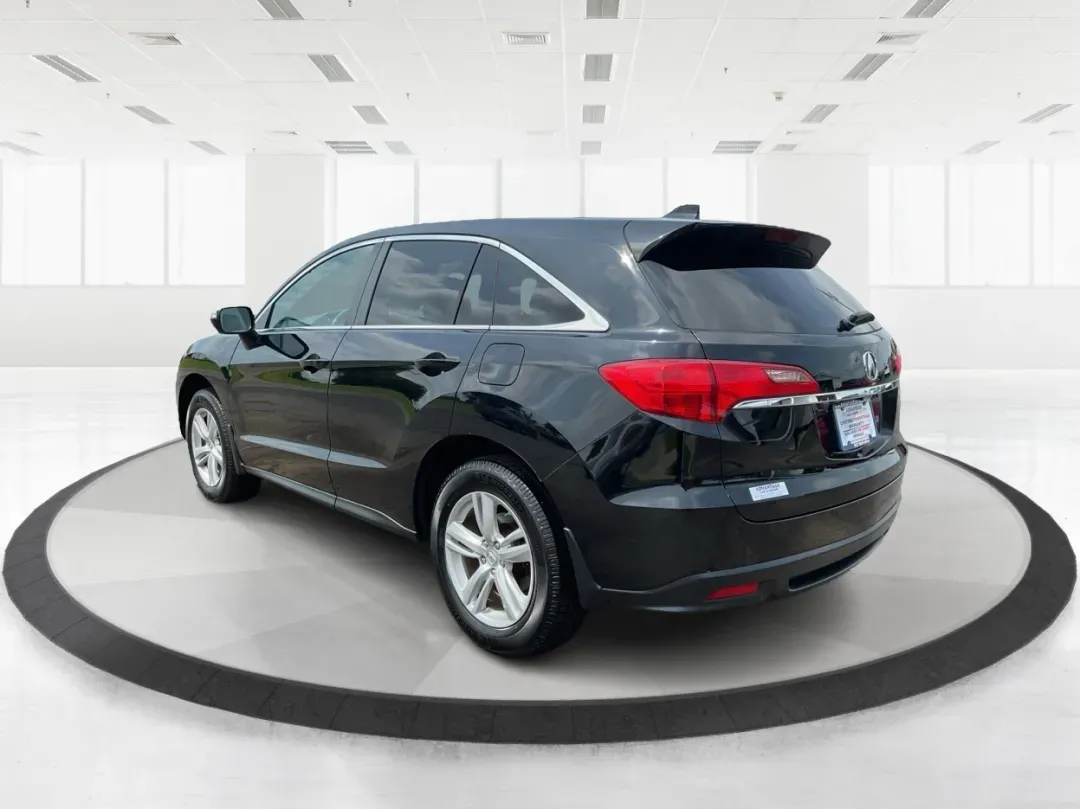 2014 Acura RDX Base (5J8TB3H39EL) with an Other engine, located at 880 E. National Road, Vandalia, OH, 45377, (937) 908-9800, 39.891918, -84.183594 - Unleash the perfect blend of comfort and versatility with the 2014 Acura RDX, a crossover that caters to both your daily grind and weekend adventures. Whether you're a growing family seeking spaciousness, a commuter looking for reliability, or a weekend warrior ready for road trips, this vehicle has - Photo#4