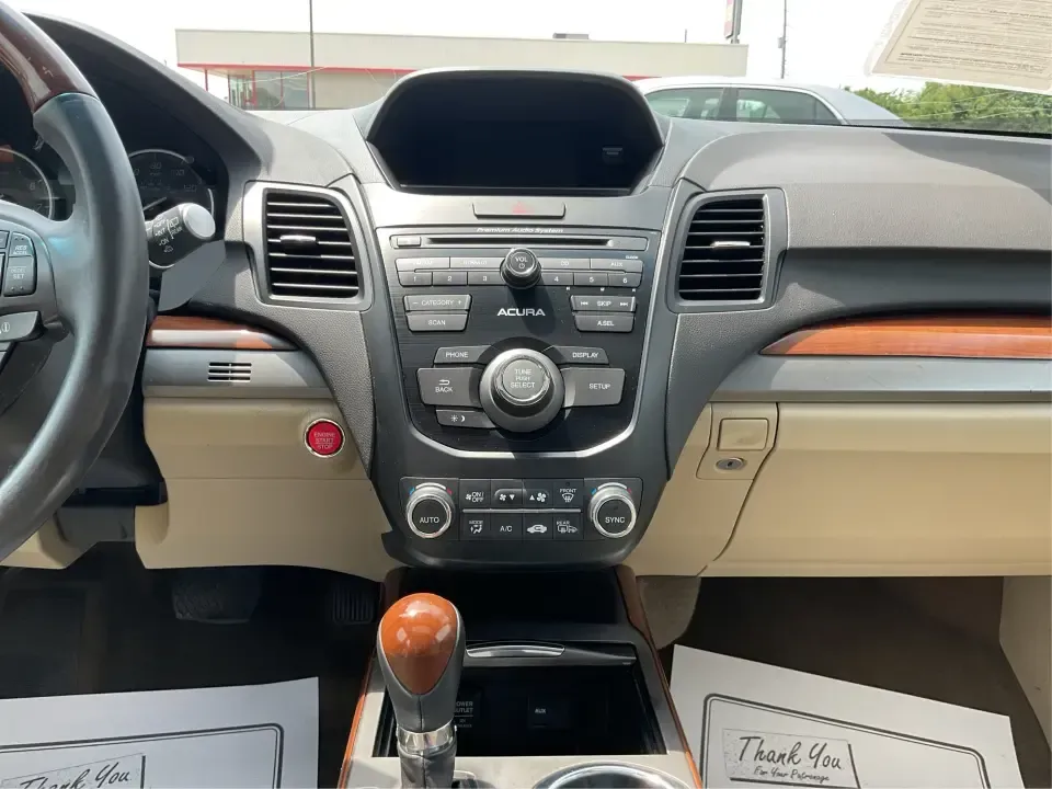 2014 Acura RDX Base (5J8TB3H39EL) with an 2.3L L4 DOHC 16V engine, 6-Speed Automatic transmission, located at 880 E. National Road, Vandalia, OH, 45377, (937) 908-9800, 39.891918, -84.183594 - Unleash the perfect blend of comfort and versatility with the 2014 Acura RDX, a crossover that caters to both your daily grind and weekend adventures. Whether you're a growing family seeking spaciousness, a commuter looking for reliability, or a weekend warrior ready for road trips, this vehicle has - Photo#13