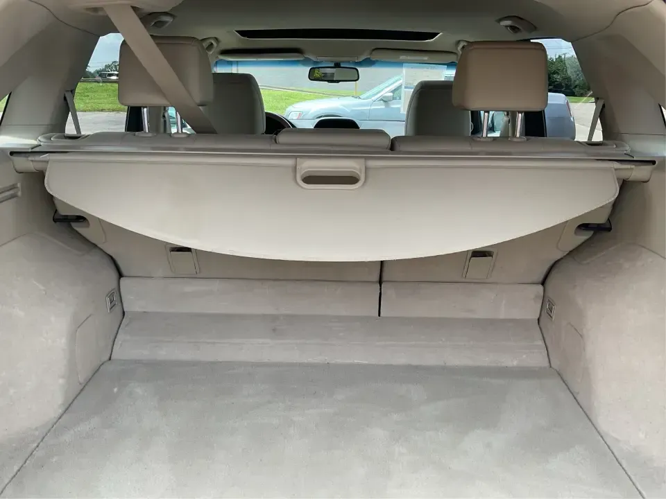 2014 Acura RDX Base (5J8TB3H39EL) with an 2.3L L4 DOHC 16V engine, 6-Speed Automatic transmission, located at 401 Woodman Dr, Riverside, OH, 45431, (937) 908-9800, 39.760899, -84.123421 - Unleash the perfect blend of comfort and versatility with the 2014 Acura RDX, a crossover that caters to both your daily grind and weekend adventures. Whether you're a growing family seeking spaciousness, a commuter looking for reliability, or a weekend warrior ready for road trips, this vehicle has - Photo#12