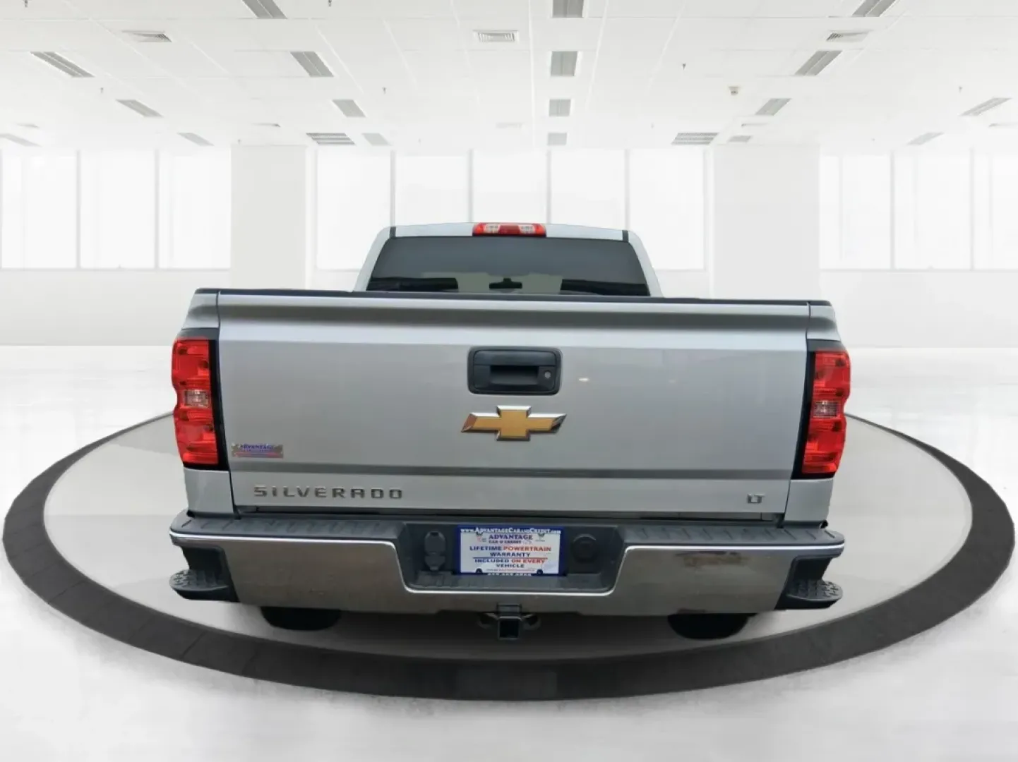 2015 Silver Chevrolet Silverado 1500 LT Double Cab 4WD (1GCVKREC6FZ) with an 5.3L V8 OHV 16V engine, 6-Speed Automatic transmission, located at 1951 S Dayton Lakeview Rd., New Carlisle, OH, 45344, (937) 908-9800, 39.890999, -84.050255 - Picture your next weekend: you've got a project list to tackle, a trailer to hook up, and a quick escape planned after work-maybe a run out toward Springfield or a backroad cruise near the Mad River. If you need a truck that fits real life in Clark County, this **2015 Chevrolet Silverado 1500 LT Dou - Photo#3