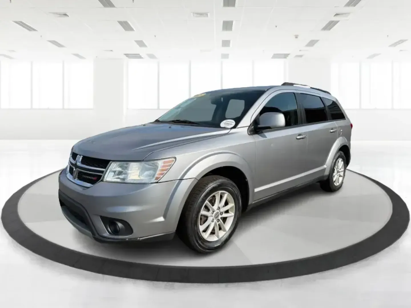 2015 Billet Silver Metallic CC Dodge Journey SXT (3C4PDCBG3FT) with an 3.6L V6 DOHC 24V engine, 6-Speed Automatic transmission, located at 1099 N County Rd 25A, Troy, OH, 45373, (937) 908-9800, 40.057079, -84.212883 - Pack up the kids, cue up a road-trip playlist, and point the GPS toward your next weekend getaway-this 2015 Dodge Journey SXT is the kind of roomy, comfortable SUV that fits real life in West Central Ohio. Whether you're commuting up I75, running errands along N County Rd 25A, or heading toward down- Photo#8
