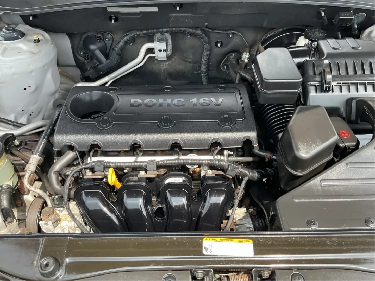 2010 Hyundai Santa Fe GLS (5NMSG3AB3AH) with an 2.4L I-4 DOHC engine, located at 1099 N County Rd 25A, Troy, OH, 45373, (937) 908-9800, 40.057079, -84.212883 - ### Discover Your Next Adventure with the 2010 Hyundai Santa Fe GLS at Advantage Car and Credit!<br /> <br /> Are you looking for a dependable vehicle that can comfortably accommodate your growing family or offer you a reliable partner for weekend adventures? Look no further than this stunning **201 - Photo#11