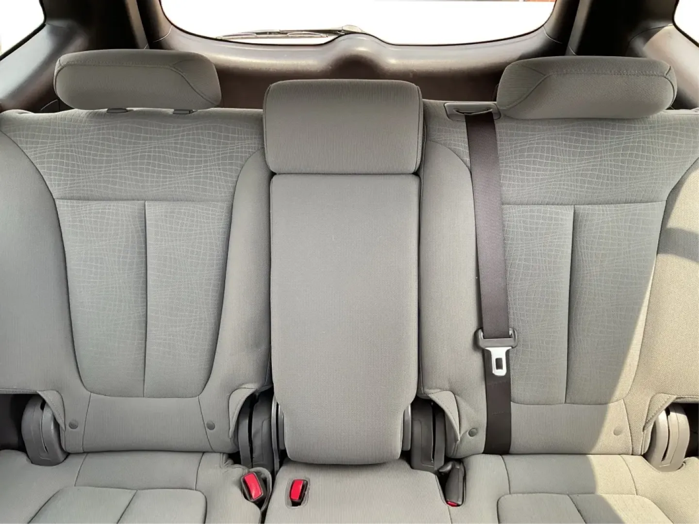 2010 Hyundai Santa Fe GLS (5NMSG3AB3AH) with an 2.4L I-4 DOHC engine, located at 1099 N County Rd 25A, Troy, OH, 45373, (937) 908-9800, 40.057079, -84.212883 - ### Discover Your Next Adventure with the 2010 Hyundai Santa Fe GLS at Advantage Car and Credit!<br /> <br /> Are you looking for a dependable vehicle that can comfortably accommodate your growing family or offer you a reliable partner for weekend adventures? Look no further than this stunning **201 - Photo#14