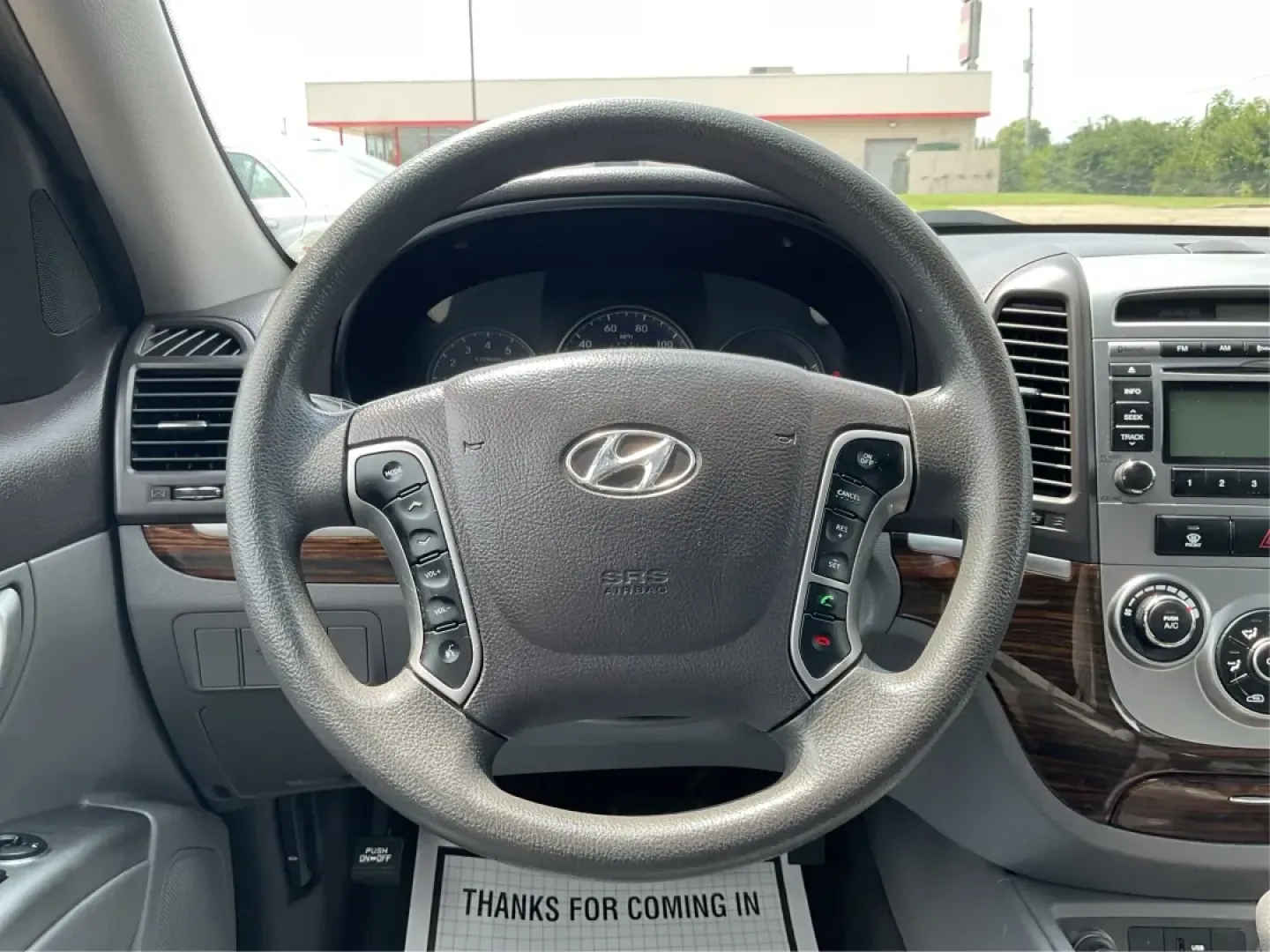 2010 Hyundai Santa Fe GLS (5NMSG3AB3AH) with an 2.4L I-4 DOHC engine, located at 1099 N County Rd 25A, Troy, OH, 45373, (937) 908-9800, 40.057079, -84.212883 - ### Discover Your Next Adventure with the 2010 Hyundai Santa Fe GLS at Advantage Car and Credit!<br /> <br /> Are you looking for a dependable vehicle that can comfortably accommodate your growing family or offer you a reliable partner for weekend adventures? Look no further than this stunning **201 - Photo#16