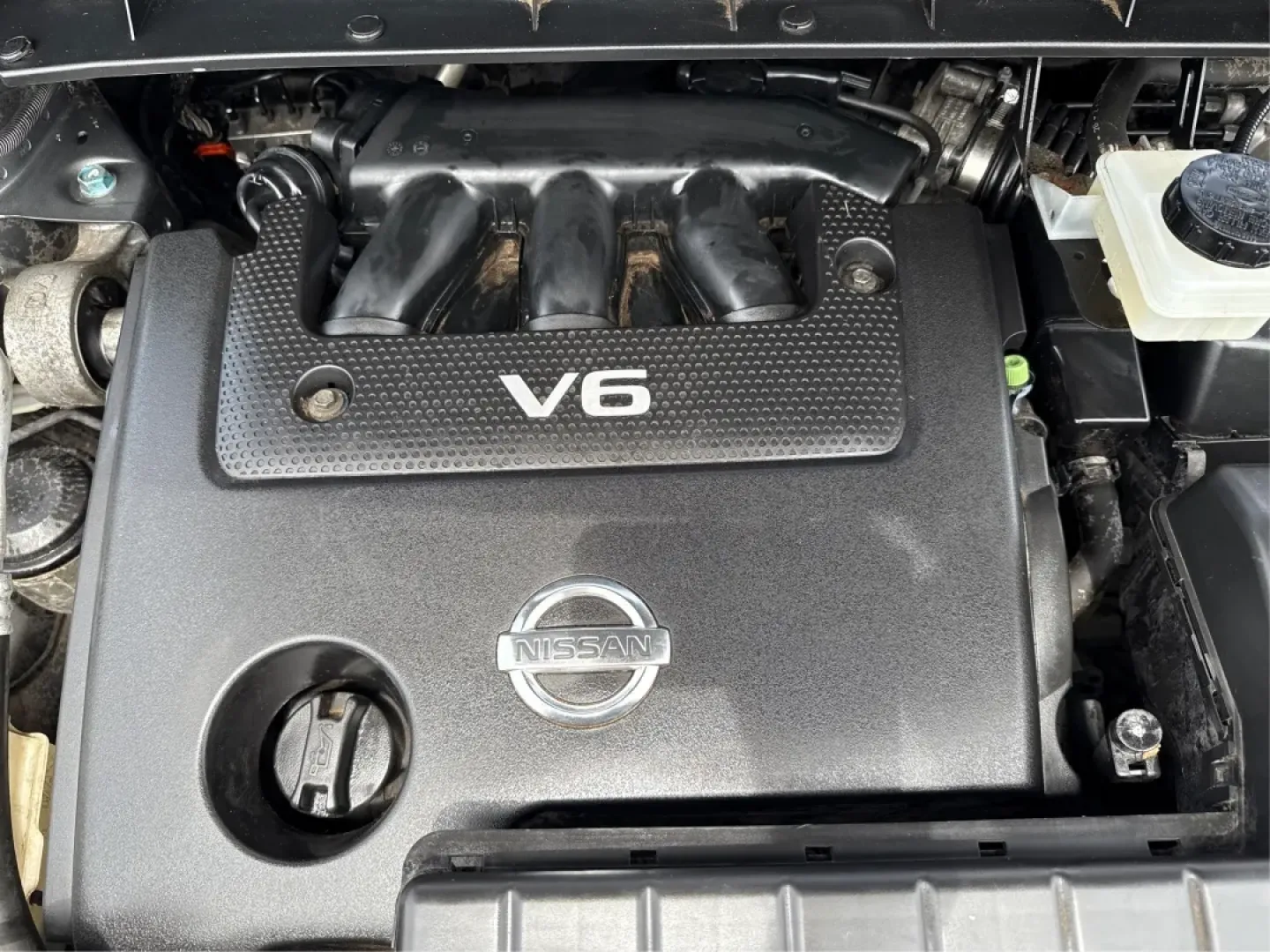 2014 Nissan Murano LE (JN8AZ1MW3EW) with an 3.5L V-6 DOHC engine, located at 1099 N County Rd 25A, Troy, OH, 45373, (937) 908-9800, 40.057079, -84.212883 - **Discover Your Next Adventure in Comfort and Style with the 2014 Nissan Murano LE at Advantage Car and Credit - Troy!**<br /> <br /> Are you in search of a versatile vehicle that can seamlessly transition from daily commutes to weekend adventures? Look no further! The 2014 Nissan Murano LE is desig - Photo#11