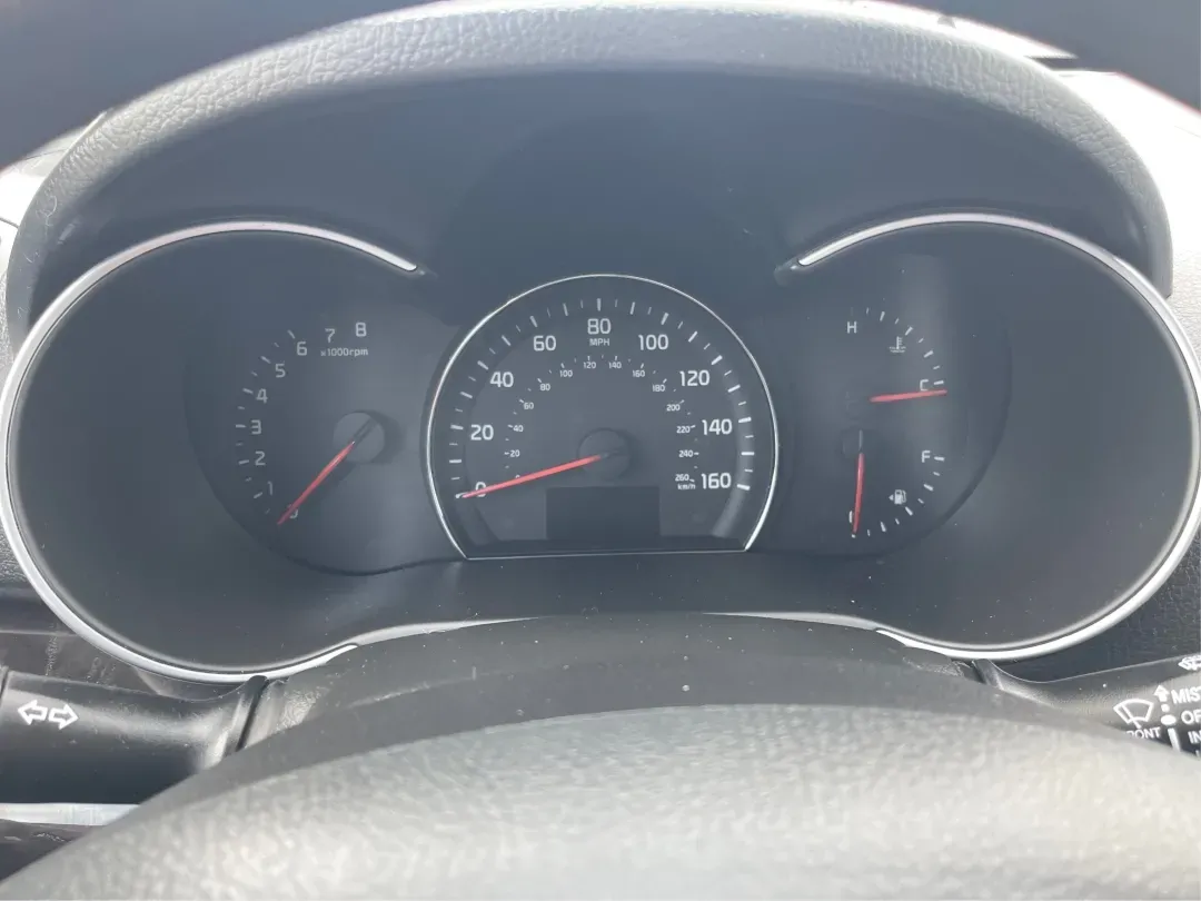 2015 Kia Sorento LX (5XYKT3A60FG) with an 2.4L I-4 gasoline direct injection engine, located at 4508 South Dixie Dr, Moraine, OH, 45439, (937) 908-9800, 39.689976, -84.218452 - ### Discover Adventure with the 2015 Kia Sorento LX - Your Perfect Family SUV!<br /> <br /> Are you seeking the ideal vehicle for weekend getaways or daily commutes? Look no further! The 2015 Kia Sorento LX is the perfect SUV for growing families and adventure-seekers alike. With its spacious interi - Photo#15