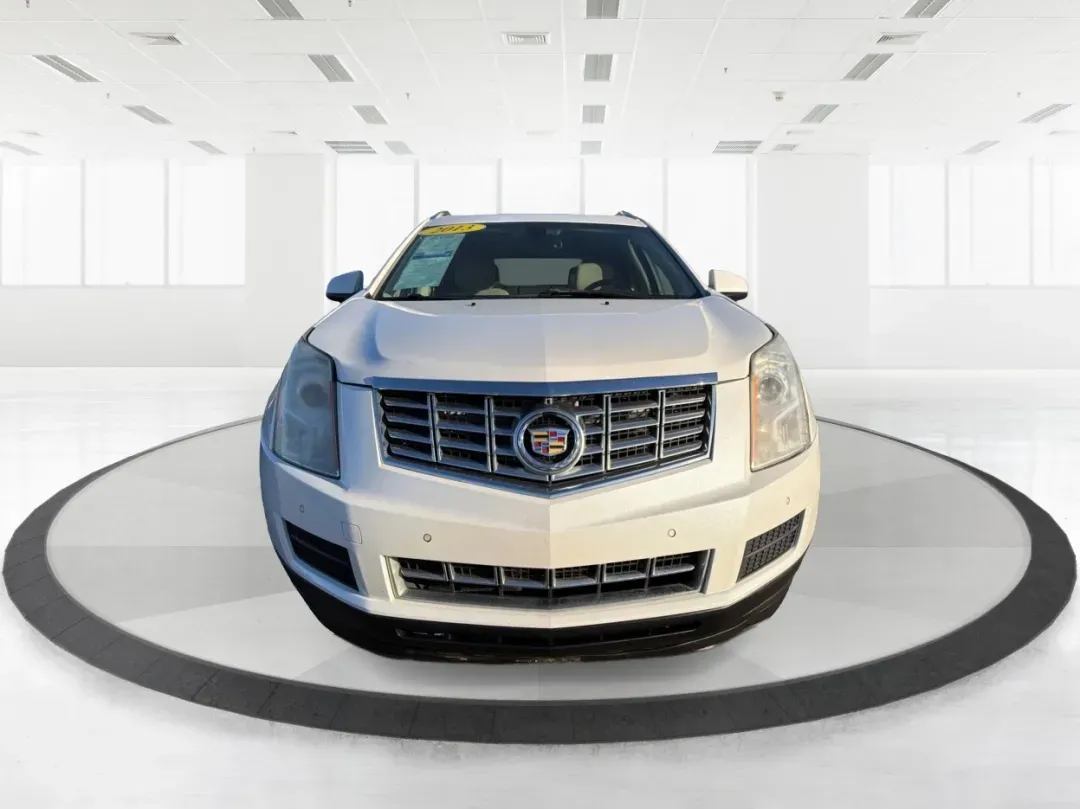 2013 White Cadillac SRX Luxury Collection (3GYFNCE32DS) with an 3.6L V6 DOHC 24V FFV engine, 6-Speed Automatic transmission, located at 1184 Kauffman Ave, Fairborn, OH, 45324, (937) 908-9800, 39.807072, -84.030914 - ### Elevate Your Everyday with the 2013 Cadillac SRX Luxury Collection <br /> <br /> Are you searching for the perfect vehicle to enhance your family's lifestyle or your daily commute? Look no further than the stunning 2013 Cadillac SRX Luxury Collection, available now at Advantage Car and Credit in - Photo#7