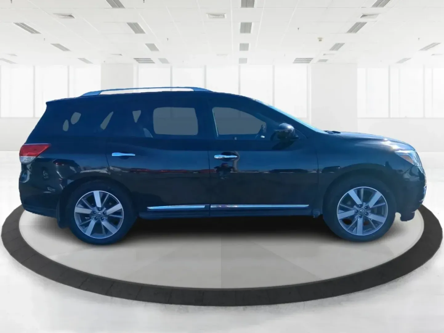 2013 Super Black Nissan Pathfinder Platinum 4WD (5N1AR2MMXDC) with an 3.5L V6 DOHC 24V engine, Continuously Variable Transmission transmission, located at 401 Woodman Dr, Riverside, OH, 45431, (937) 908-9800, 39.760899, -84.123421 - Picture your next weekend: the kids loaded up for a day at the National Museum of the U.S. Air Force, a cooler in the back for a picnic at Riverscape MetroPark, and plenty of room for friends or gear-without feeling cramped on I675 or Route 35. This 2013 Nissan Pathfinder Platinum 4WD is built for r - Photo#1