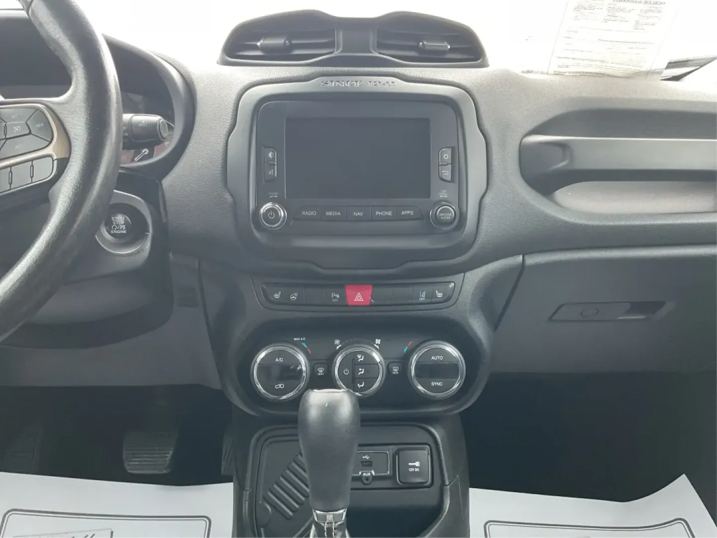 2016 Jeep Renegade Limited (ZACCJADT7GP) with an Tigershark MultiAir 2.4L I-4 variable valve contro engine, located at 880 E. National Road, Vandalia, OH, 45377, (937) 908-9800, 39.891918, -84.183594 - **Adventure Awaits with the 2016 Jeep Renegade Limited Your Perfect Partner for Every Journey!**<br /> <br /> Are you ready to elevate your lifestyle with an adventure-ready vehicle? Whether you're navigating the bustling streets of Fairborn, OH, or hitting the scenic backroads, the 2016 Jeep Reneg - Photo#12