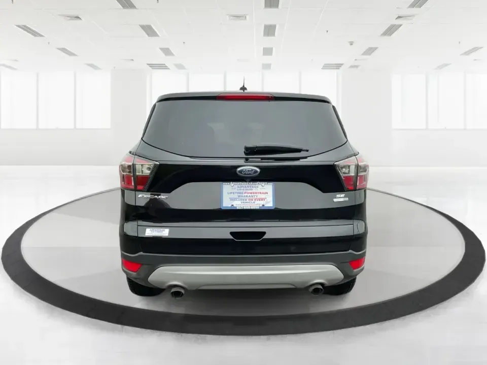 2017 Ford Escape SE (1FMCU9GD0HU) with an 1.5L L4 DOHC 16V engine, 6A transmission, located at 1230 East Main St, Xenia, OH, 45385, (937) 908-9800, 39.688026, -83.910172 - **Explore New Adventures with the 2017 Ford Escape SE - Your Perfect Companion for Every Journey!**<br /> <br /> Imagine embarking on spontaneous weekend getaways or daily commutes with absolute confidence and comfort. The 2017 Ford Escape SE, now available at Advantage Car and Credit in Fairborn, O - Photo#3