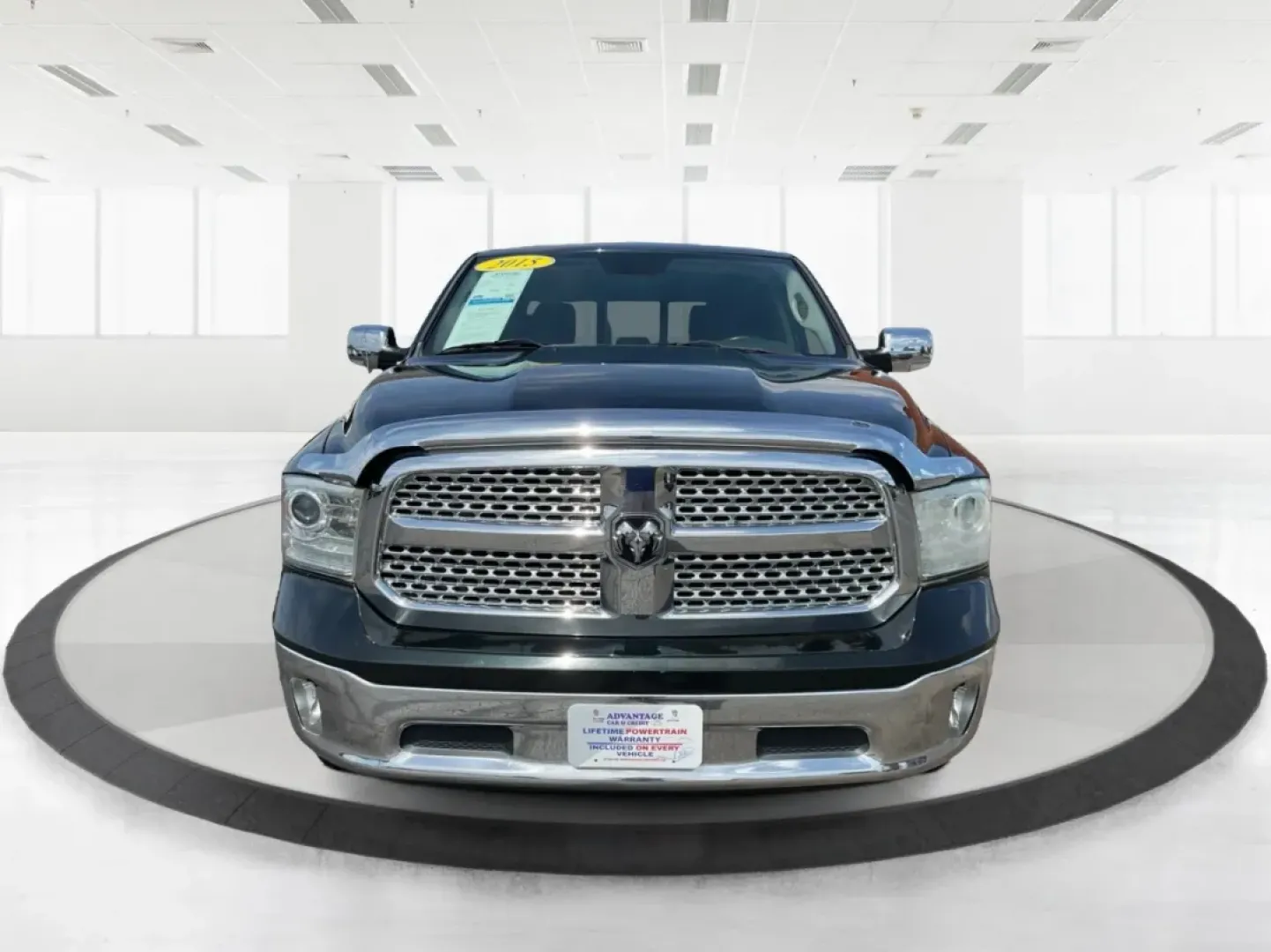 2015 Ram 1500 Laramie Crew Cab SWB 4WD (1C6RR7NT7FS) with an 5.7L V8 OHV 16V engine, 8-Speed Automatic transmission, located at 1230 East Main St, Xenia, OH, 45385, (937) 908-9800, 39.688026, -83.910172 - **Unlock Your Weekend Adventures with the 2015 Ram 1500 Laramie Crew Cab 4WD at Jamestown Auto Sales!**<br /> <br /> Are you ready to elevate your lifestyle with a vehicle that combines power, comfort, and versatility? Look no further than this 2015 Ram 1500 Laramie Crew Cab SWB, the ultimate truck - Photo#7