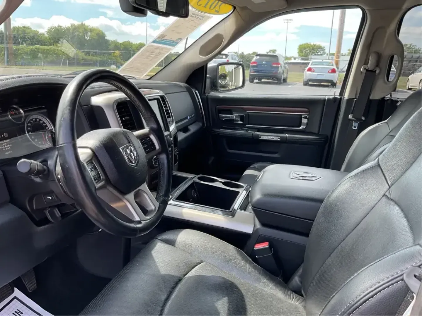 2015 Ram 1500 Laramie Crew Cab SWB 4WD (1C6RR7NT7FS) with an 5.7L V8 OHV 16V engine, 8-Speed Automatic transmission, located at 1184 Kauffman Ave, Fairborn, OH, 45324, (937) 908-9800, 39.807072, -84.030914 - **Unlock Your Weekend Adventures with the 2015 Ram 1500 Laramie Crew Cab 4WD at Jamestown Auto Sales!**<br /> <br /> Are you ready to elevate your lifestyle with a vehicle that combines power, comfort, and versatility? Look no further than this 2015 Ram 1500 Laramie Crew Cab SWB, the ultimate truck - Photo#9
