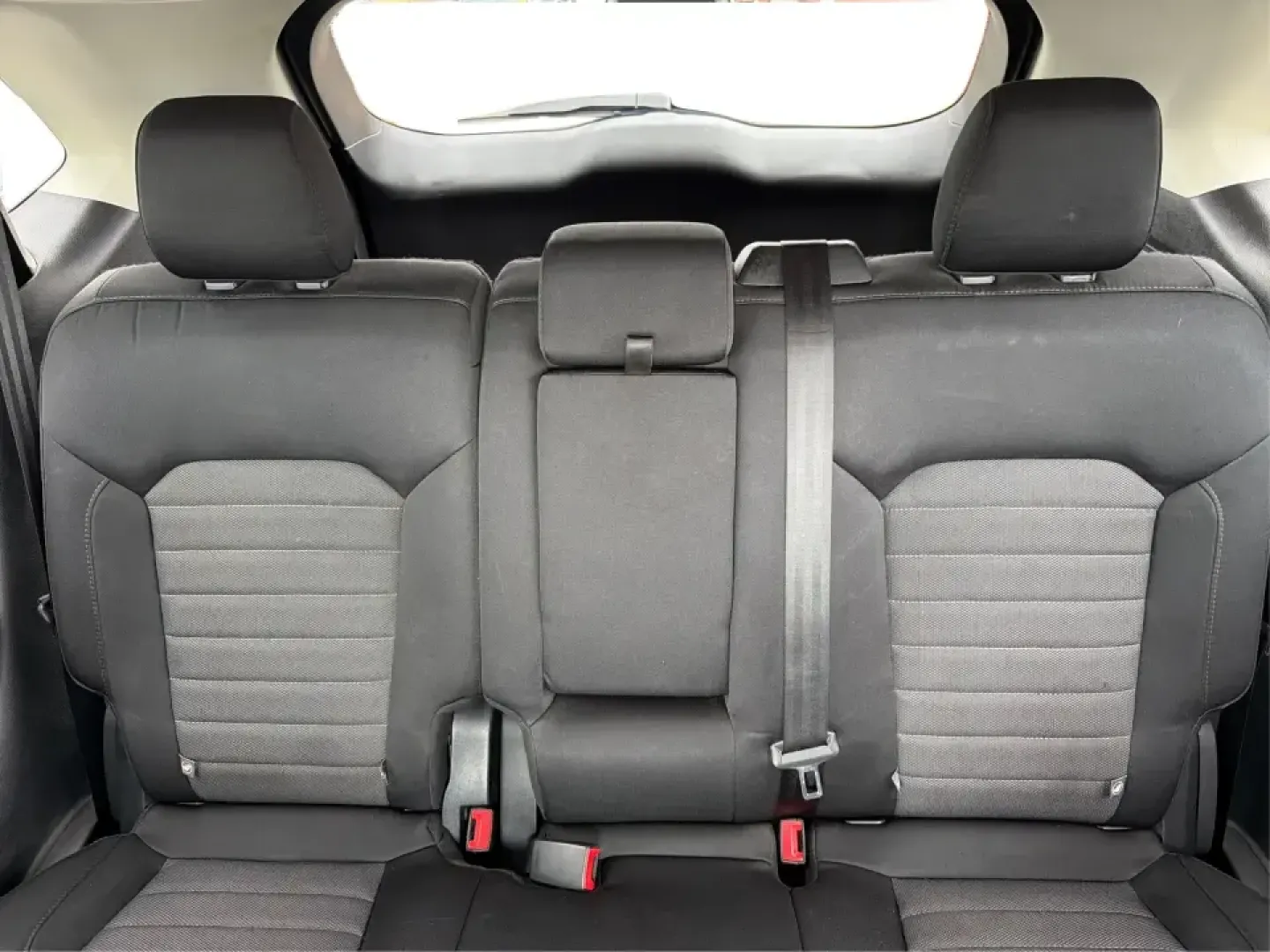 2015 Ford Edge SE FWD (2FMTK3G98FB) with an 2.0L L4 DOHC 16V engine, 6-Speed Automatic transmission, located at 401 Woodman Dr, Riverside, OH, 45431, (937) 908-9800, 39.760899, -84.123421 - Need an SUV that fits real life in the Miami Valley-school drop-offs, a steady commute down I75, and weekend errands that somehow turn into a full cargo load? This 2015 Ford Edge SE FWD is built for everyday versatility, with comfortable seating for five, a roomy cabin, and practical tech that helps- Photo#14