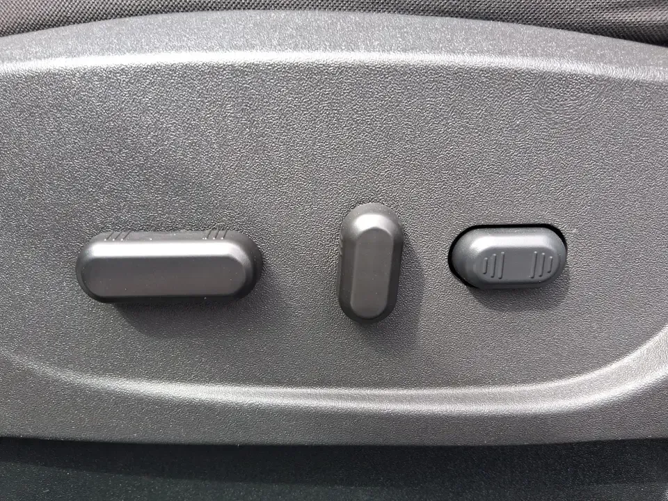 2017 Ford Escape SE 4WD (1FMCU9G93HU) with an 2.0L L4 DOHC 16V engine, 6-Speed Automatic transmission, located at 1099 N County Rd 25A, Troy, OH, 45373, (937) 908-9800, 40.057079, -84.212883 - Discover the ultimate blend of comfort, capability, and style with the 2017 Ford Escape SE 4WD, a perfect companion for families on the go or adventurers seeking their next weekend thrill. With its spacious interior and robust features, this SUV is designed for those who lead an active lifestyle, ma - Photo#18