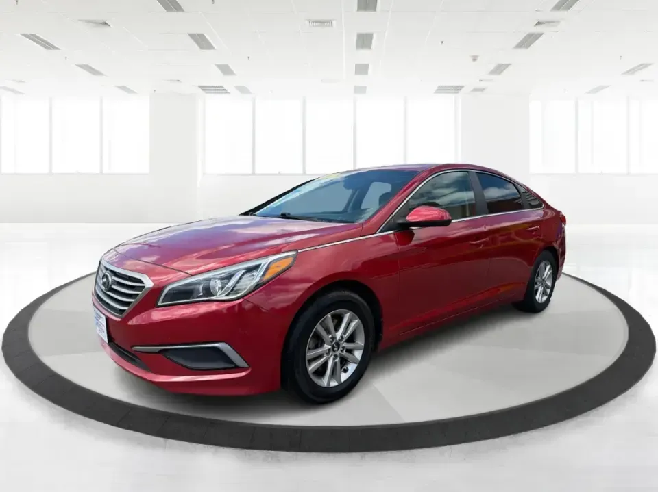 2017 Hyundai Sonata SE (5NPE24AF8HH) with an 2.4L L4 DOHC 16V engine, 7-Speed Automatic transmission, located at 8750 N County Rd 25A, Piqua, OH, 45356, (937) 908-9800, 40.164391, -84.232513 - Ready for a dependable commuter that still looks sharp pulling into work, school pickup, or a weekend dinner in town? This Scarlet Red 2017 Hyundai Sonata SE is a practical, comfortable sedan that fits real-life schedules in Piqua, Ohio-whether you're cruising up N County Rd 25A, heading toward I75 - Photo#8