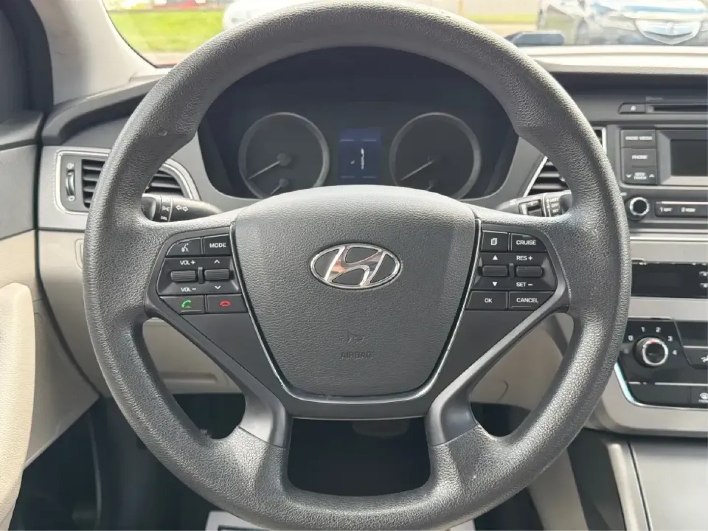 2017 Hyundai Sonata SE (5NPE24AF8HH) with an 2.4L L4 DOHC 16V engine, 7-Speed Automatic transmission, located at 1951 S Dayton Lakeview Rd., New Carlisle, OH, 45344, (937) 908-9800, 39.890999, -84.050255 - Ready for a dependable commuter that still looks sharp pulling into work, school pickup, or a weekend dinner in town? This Scarlet Red 2017 Hyundai Sonata SE is a practical, comfortable sedan that fits real-life schedules in Piqua, Ohio-whether you're cruising up N County Rd 25A, heading toward I75 - Photo#16