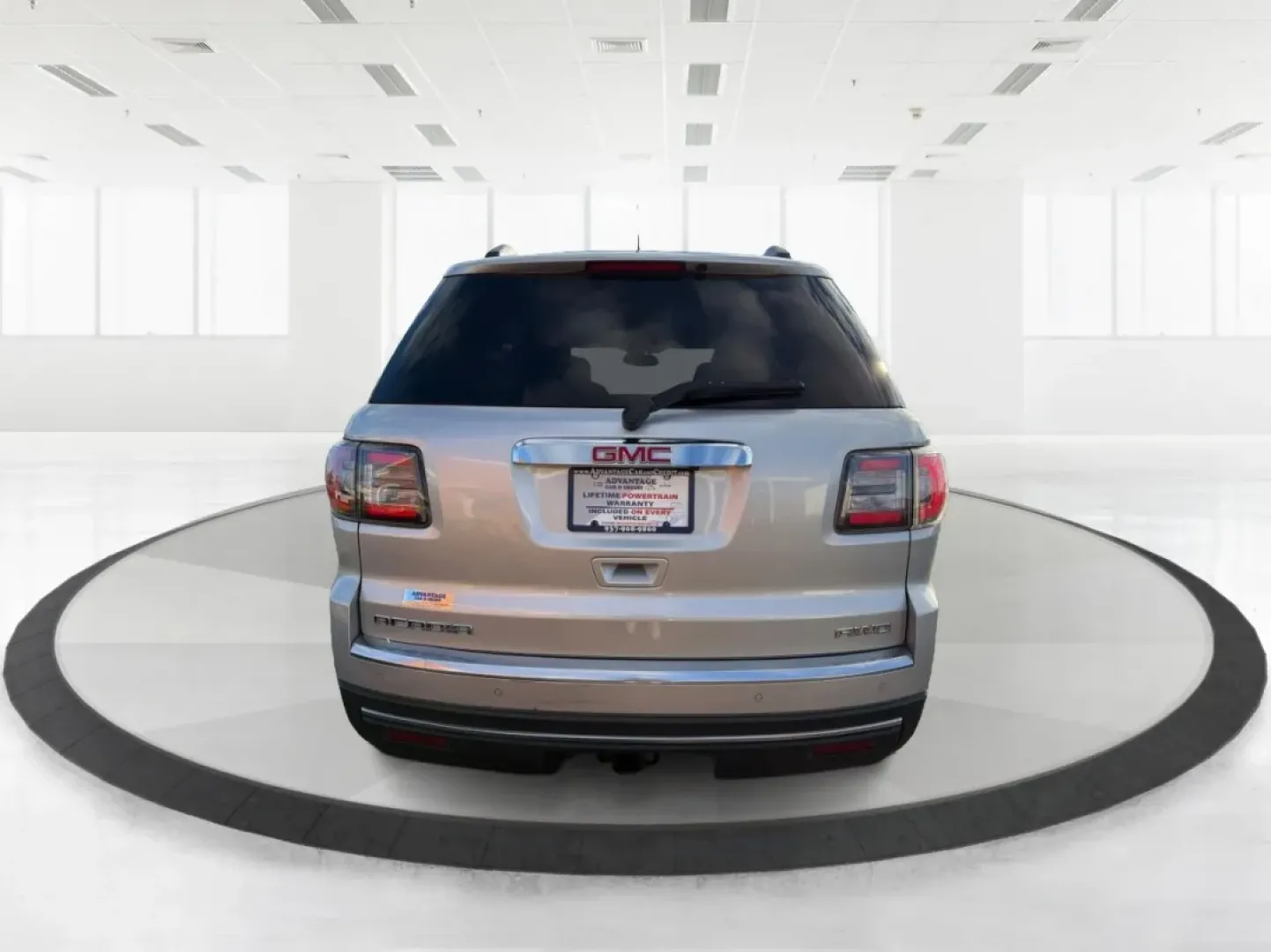 2014 GMC Acadia SLE-2 AWD (1GKKVPKD1EJ) with an 3.6L V6 DOHC 24V engine, 6-Speed Automatic transmission, located at 1230 East Main St, Xenia, OH, 45385, (937) 908-9800, 39.688026, -83.910172 - If you're searching for the perfect family SUV that balances style, comfort, and an adventurous spirit, look no further than this stunning 2014 GMC Acadia SLE-2 AWD, now available at Advantage Car and Credit in Fairborn, OH. With spacious seating for up to eight passengers and the versatility needed - Photo#3