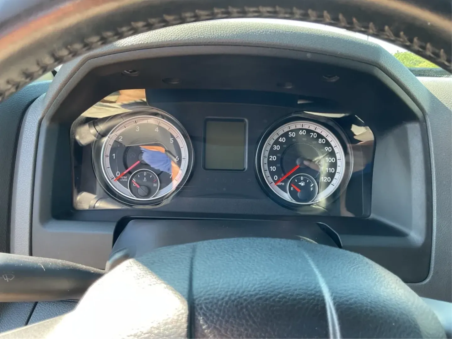 2014 Ram 1500 SLT Quad Cab 4WD (1C6RR7GT7ES) with an 5.7L V8 OHV 16V engine, 8-Speed Automatic transmission, located at 4508 South Dixie Dr, Moraine, OH, 45439, (937) 908-9800, 39.689976, -84.218452 - **Get Ready for Adventure with the 2014 Ram 1500 SLT Quad Cab 4WD!**<br /> <br /> Are you searching for the perfect blend of power, comfort, and utility in your next vehicle? The 2014 Ram 1500 SLT Quad Cab 4WD is designed for those who lead an active lifestyle-whether you're hauling gear for a weeke - Photo#14