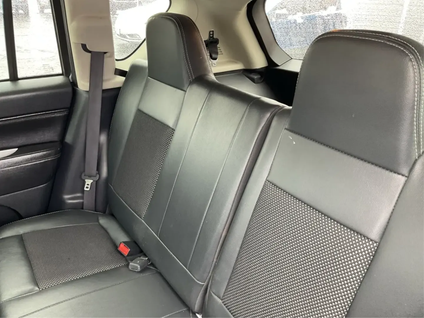 2017 Jeep Compass Latitude 4x4 (1C4NJDEB9HD) with an 2.4L I-4 DOHC engine, located at 4508 South Dixie Dr, Moraine, OH, 45439, (937) 908-9800, 39.689976, -84.218452 - **Unlock Your Adventurous Spirit with the 2017 Jeep Compass Latitude 4x4!**<br /> <br /> Are you ready to embrace a lifestyle filled with adventure and exploration? The 2017 Jeep Compass Latitude 4x4 is your perfect companion for weekend getaways, daily commutes, or even grocery runs around Moraine, - Photo#10