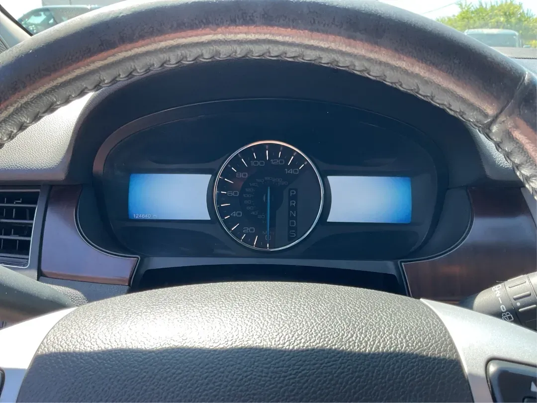 2013 Ford Edge Limited (2FMDK3KC7DB) with an Other engine, located at 1951 S Dayton Lakeview Rd., New Carlisle, OH, 45344, (937) 908-9800, 39.890999, -84.050255 - Are you ready to elevate your driving experience while enjoying the comfort and versatility of an SUV? Look no further than this stunning 2013 Ford Edge Limited, available now at Advantage Car and Credit in Xenia, OH. Perfect for growing families or anyone seeking a reliable vehicle for daily commut - Photo#15