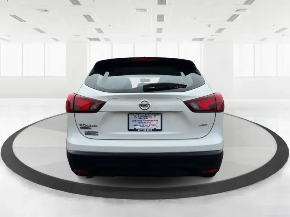 2018 Nissan Rogue S (JN1BJ1CRXJW) with an 2L I-4 gasoline direct injection engine, CVT transmission, located at 1099 N County Rd 25A, Troy, OH, 45373, (937) 908-9800, 40.057079, -84.212883 - Pack up the kids, load the groceries, or point the hood toward a weekend getaway-this 2018 Nissan Rogue S in Glacier White is the kind of everyday SUV that fits real life in Troy. With a comfortable cabin, practical cargo space, and confidence-inspiring AWD capability, it's ideal for long commutes, - Photo#3