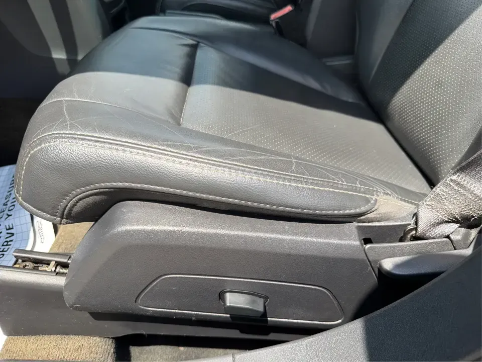 2016 Jeep Compass Latitude 4WD (1C4NJDEB2GD) with an 2.4L L4 DOHC 16V engine, 6A transmission, located at 1230 East Main St, Xenia, OH, 45385, (937) 908-9800, 39.688026, -83.910172 - Plan your next weekend escape to John Bryan State Park or a quick family run to the Greene County Fairgrounds in a compact SUV that fits real life in Xenia. This **2016 Jeep Compass Latitude 4WD** is built for Ohio's changing seasons-confident in rain, light snow, and gravel driveways-while still st- Photo#17