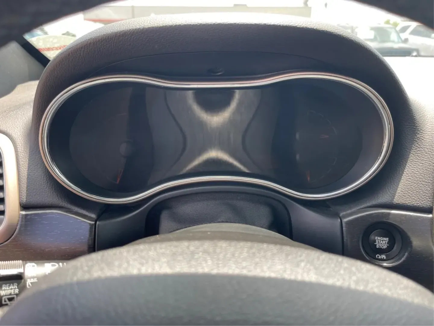 2016 Jeep Grand Cherokee Laredo (1C4RJFAG8GC) with an Pentastar 3.6L V-6 DOHC engine, located at 880 E. National Road, Vandalia, OH, 45377, (937) 908-9800, 39.891918, -84.183594 - **Elevate Your Adventures with the 2016 Jeep Grand Cherokee Laredo!**<br /> <br /> Are you ready to embark on your next adventure? Whether you're a growing family needing more space for weekend getaways or a commuter seeking a reliable ride for daily travels, the 2016 Jeep Grand Cherokee Laredo is y - Photo#15