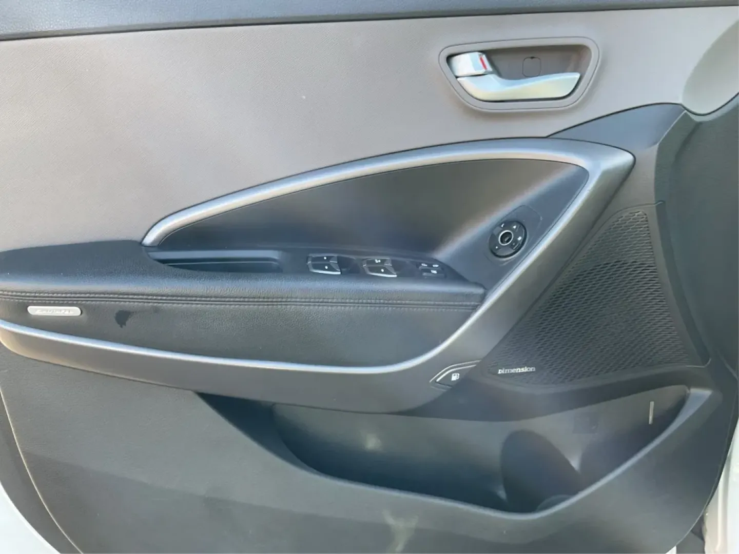 2013 Hyundai Santa Fe Sport (5XYZU3LB9DG) with an Theta II 2.4L I-4 gasoline direct injection engine, located at 4508 South Dixie Dr, Moraine, OH, 45439, (937) 908-9800, 39.689976, -84.218452 - **Adventure Awaits with the 2013 Hyundai Santa Fe Sport at Advantage Car and Credit Moraine!**<br /> <br /> Are you looking for a versatile SUV that can handle all of life's adventures? Whether you're carting the family to soccer practice, going on weekend camping trips, or commuting to work every - Photo#17