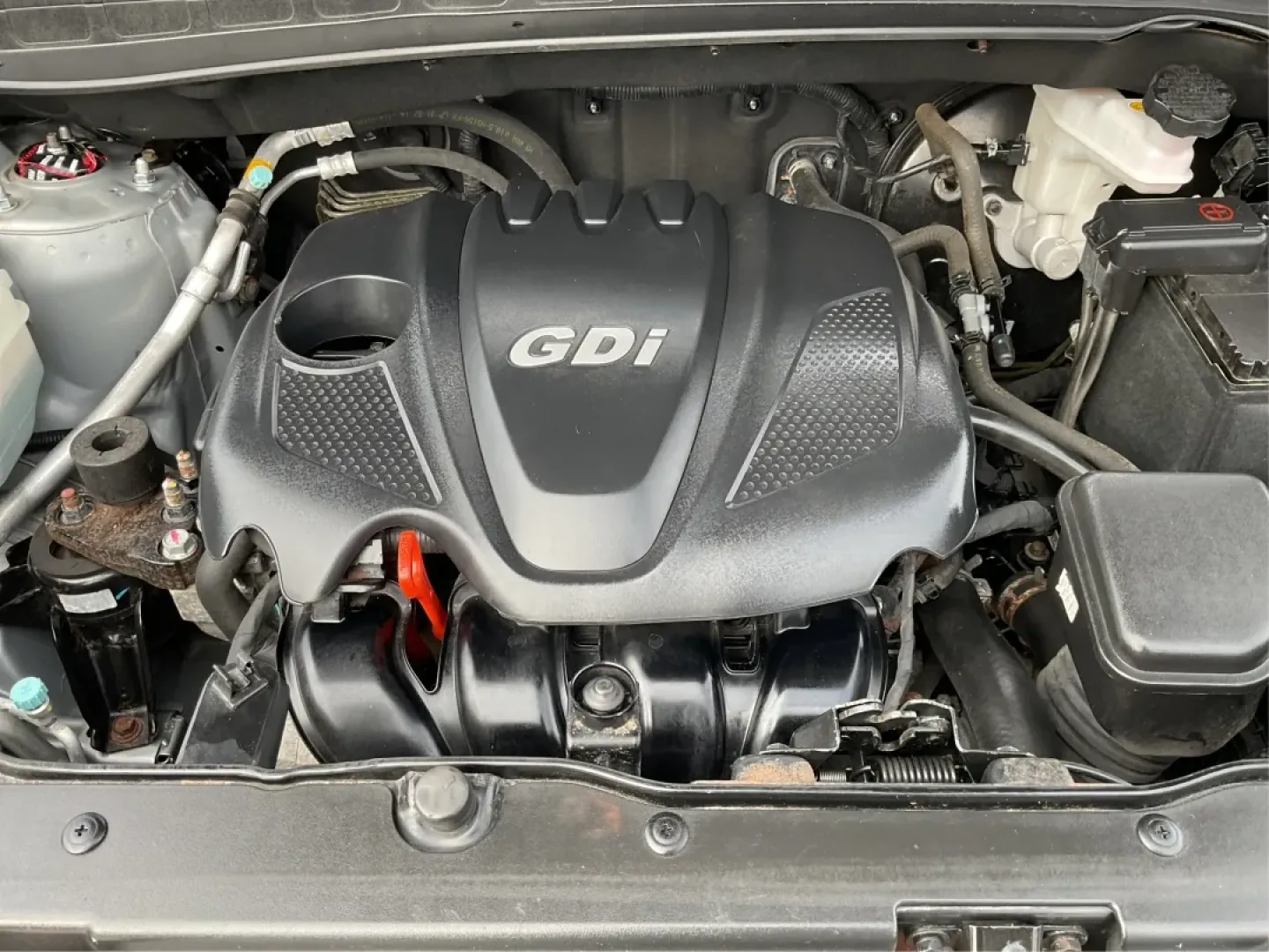 2015 Hyundai Tucson SE (KM8JUCAG2FU) with an Theta II 2.4L I-4 gasoline direct injection engine, located at 1099 N County Rd 25A, Troy, OH, 45373, (937) 908-9800, 40.057079, -84.212883 - Are you ready to elevate your daily commute or weekend adventures? The 2015 Hyundai Tucson SE, available exclusively at Advantage Car and Credit in Troy, OH, is the perfect SUV for anyone looking to enhance their lifestyle with a reliable and stylish vehicle. With its robust features and practicalit - Photo#10