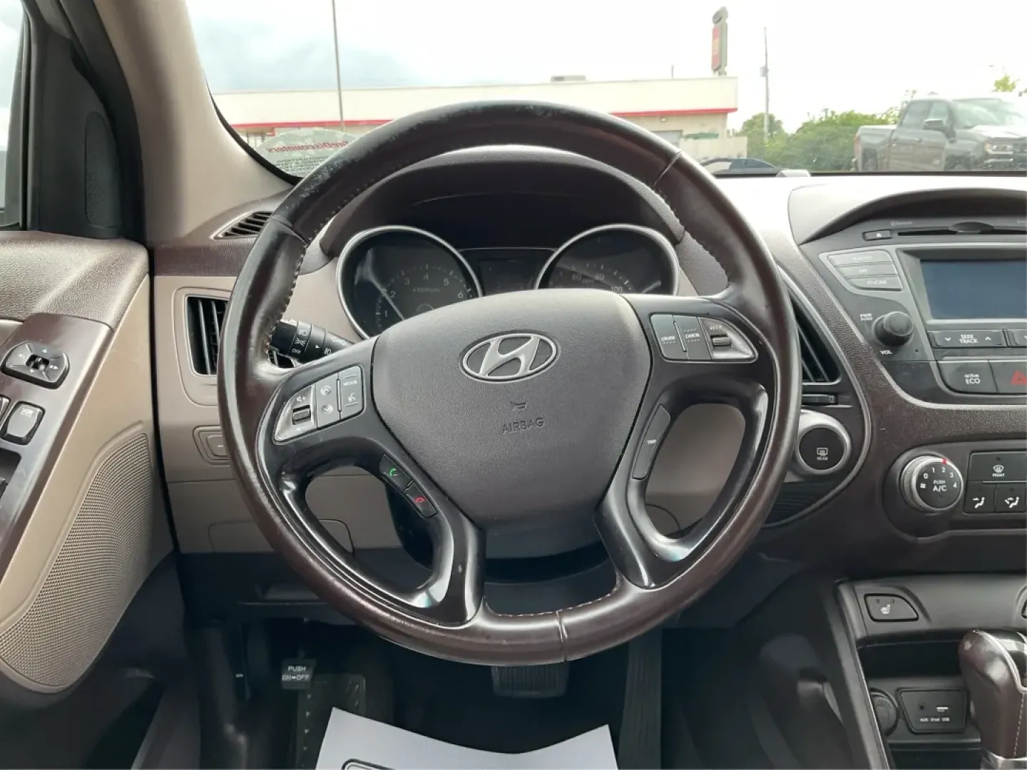 2015 Hyundai Tucson SE (KM8JUCAG2FU) with an Theta II 2.4L I-4 gasoline direct injection engine, located at 1099 N County Rd 25A, Troy, OH, 45373, (937) 908-9800, 40.057079, -84.212883 - Are you ready to elevate your daily commute or weekend adventures? The 2015 Hyundai Tucson SE, available exclusively at Advantage Car and Credit in Troy, OH, is the perfect SUV for anyone looking to enhance their lifestyle with a reliable and stylish vehicle. With its robust features and practicalit - Photo#15