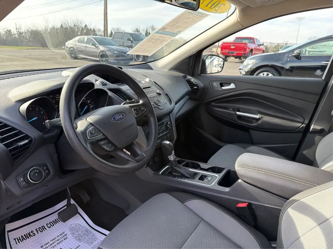 2017 Ford Escape SE FWD (1FMCU0GD6HU) with an 1.5L L4 DOHC 16V engine, 6-Speed Automatic transmission, located at 880 E. National Road, Vandalia, OH, 45377, (937) 908-9800, 39.891918, -84.183594 - **Explore the Open Road in This 2017 Ford Escape SE Perfect for Your Active Lifestyle!**<br /> <br /> Are you searching for a versatile and stylish SUV that perfectly fits your on-the-go lifestyle? Look no further! The 2017 Ford Escape SE is ideal for families, commuters, or anyone who loves weeken - Photo#9