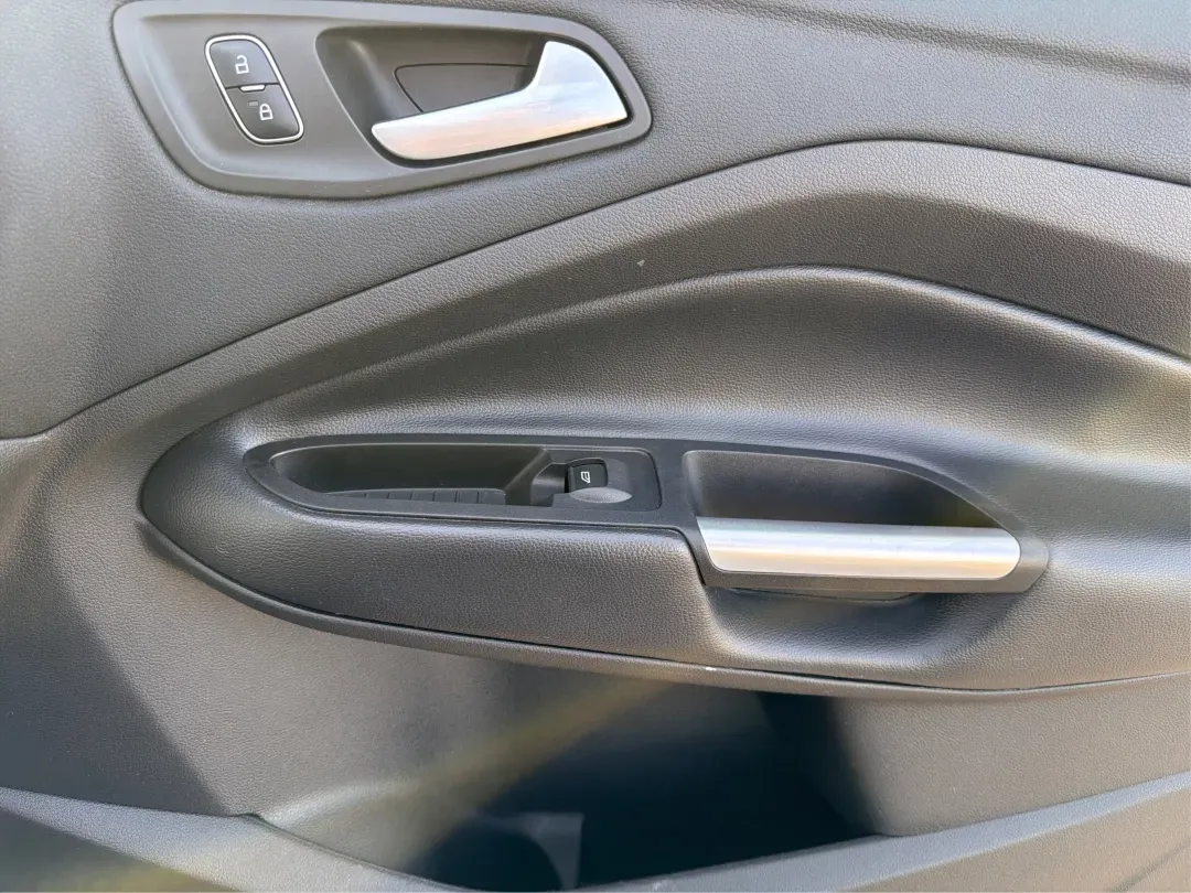 2017 Ford Escape SE FWD (1FMCU0GD6HU) with an 1.5L L4 DOHC 16V engine, 6-Speed Automatic transmission, located at 880 E. National Road, Vandalia, OH, 45377, (937) 908-9800, 39.891918, -84.183594 - **Explore the Open Road in This 2017 Ford Escape SE Perfect for Your Active Lifestyle!**<br /> <br /> Are you searching for a versatile and stylish SUV that perfectly fits your on-the-go lifestyle? Look no further! The 2017 Ford Escape SE is ideal for families, commuters, or anyone who loves weeken - Photo#20