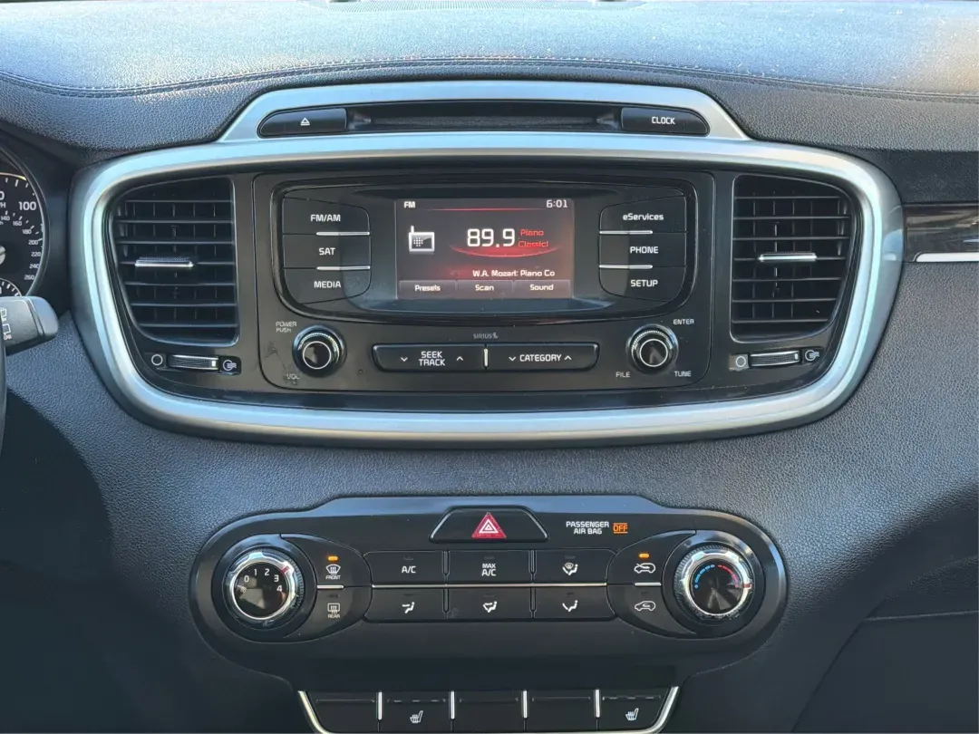 2016 Kia Sorento 2.4L LX (5XYPG4A39GG) with an 2.4L I-4 gasoline direct injection engine, located at 4508 South Dixie Dr, Moraine, OH, 45439, (937) 908-9800, 39.689976, -84.218452 - **Discover the Perfect Family SUV for Your Next Adventure!**<br /> <br /> Are you in search of a reliable SUV that can comfortably accommodate your growing family while also being great for weekend getaways? Look no further than the 2016 Kia Sorento 2.4L LX, available now at Advantage Car and Credit - Photo#13