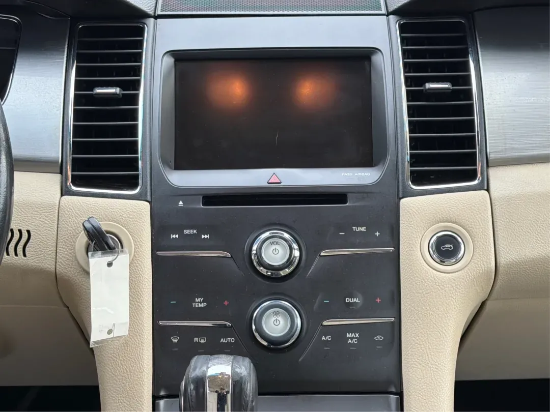 2013 Ford Taurus SEL (1FAHP2H87DG) with an 3.5L V-6 DOHC engine, located at 8750 N County Rd 25A, Piqua, OH, 45356, (937) 908-9800, 40.164391, -84.232513 - **Discover the Perfect Family Sedan: 2013 Ford Taurus SEL at Advantage Car and Credit - Piqua, OH**<br /> <br /> Are you searching for a reliable and spacious vehicle that fits seamlessly into your family's lifestyle? Look no further than this 2013 Ford Taurus SEL, available now at Advantage Car and - Photo#13