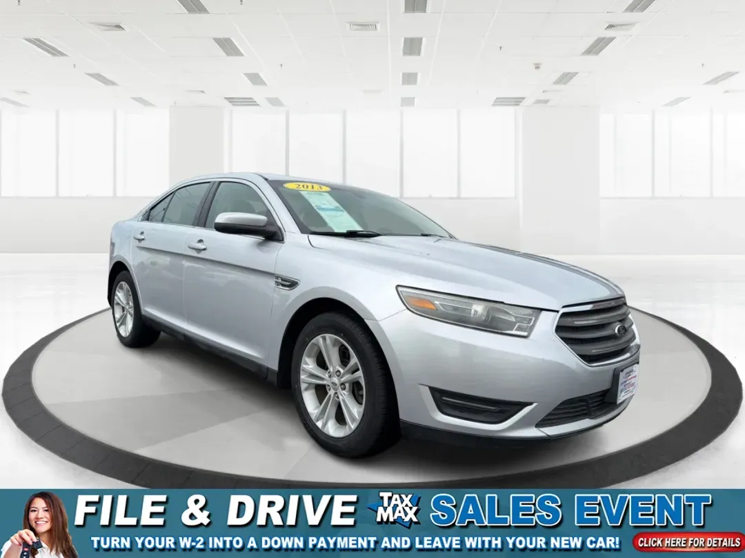 2013 Ford Taurus SEL's photo