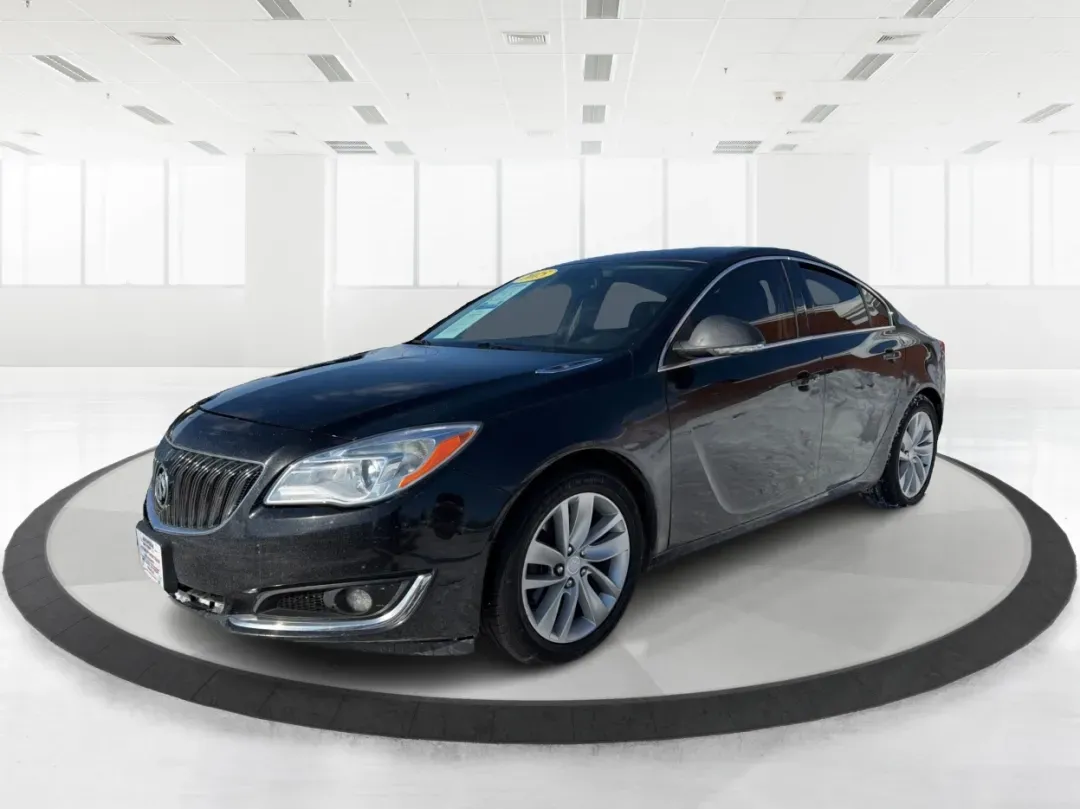 2015 Buick Regal Turbo/e-Assist Premium I (2G4GN5EX7F9) with an Other engine, located at 4508 South Dixie Dr, Moraine, OH, 45439, (937) 908-9800, 39.689976, -84.218452 - **Experience Luxury and Comfort in the 2015 Buick Regal Turbo/e-Assist Premium I at Advantage Car and Credit!**<br /> <br /> Are you ready to elevate your daily commute or weekend adventures? The 2015 Buick Regal Turbo/e-Assist Premium I is the perfect vehicle for those seeking a blend of style, com - Photo#7