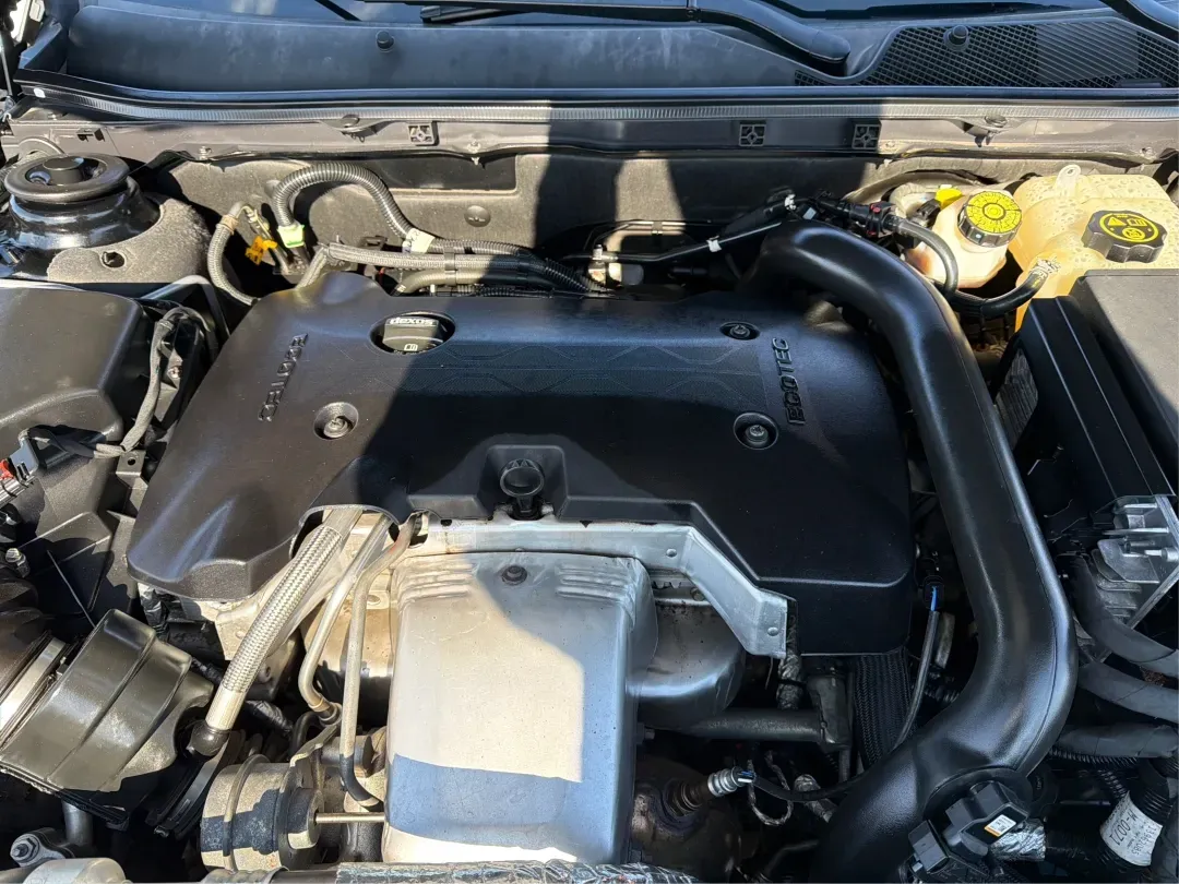 2015 Buick Regal Turbo/e-Assist Premium I (2G4GN5EX7F9) with an Other engine, located at 4508 South Dixie Dr, Moraine, OH, 45439, (937) 908-9800, 39.689976, -84.218452 - **Experience Luxury and Comfort in the 2015 Buick Regal Turbo/e-Assist Premium I at Advantage Car and Credit!**<br /> <br /> Are you ready to elevate your daily commute or weekend adventures? The 2015 Buick Regal Turbo/e-Assist Premium I is the perfect vehicle for those seeking a blend of style, com - Photo#10