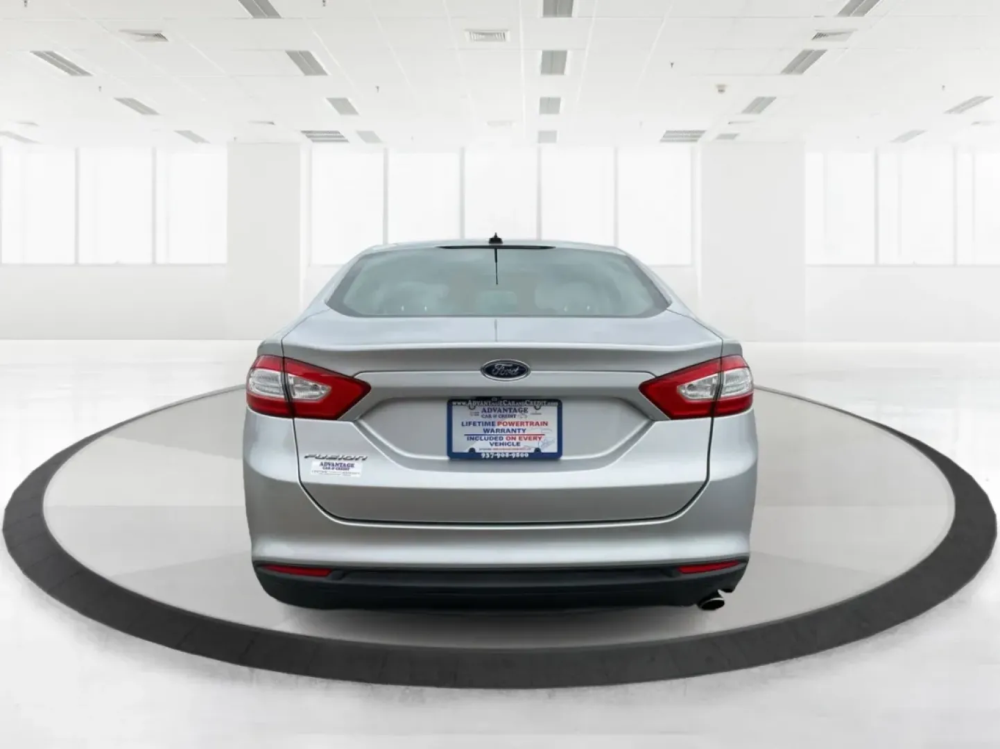 2016 Ford Fusion S (3FA6P0G72GR) with an Duratec 2.5L I-4 DOHC engine, located at 1184 Kauffman Ave, Fairborn, OH, 45324, (937) 908-9800, 39.807072, -84.030914 - Discover the perfect blend of style, comfort, and reliability with this **2016 Ford Fusion**-ideal for your daily commutes, family outings, or weekend adventures. If you're searching for a dependable sedan that won't break the bank, this vehicle is just what you need. It's great for growing families - Photo#3