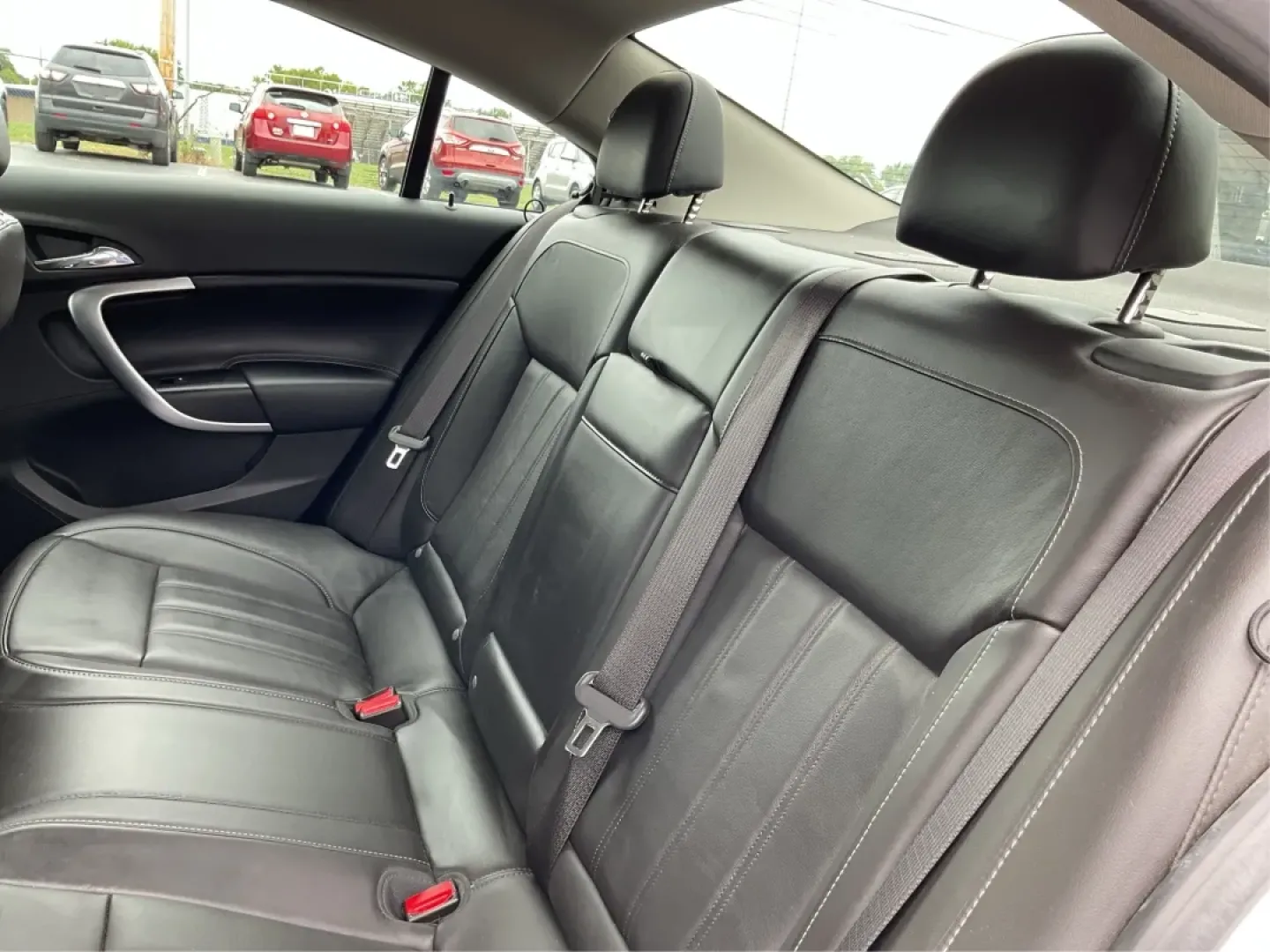 2014 Buick Regal Turbo (2G4GK5EX3E9) with an 2L I-4 gasoline direct injection engine, located at 880 E. National Road, Vandalia, OH, 45377, (937) 908-9800, 39.891918, -84.183594 - **Unleash Your Driving Experience with the 2014 Buick Regal Turbo: The Perfect Blend of Comfort and Style!**<br /> <br /> Are you on the lookout for a car that not only meets your daily commuting needs but also elevates your lifestyle? Look no further than our stunning 2014 Buick Regal Turbo, availa - Photo#10