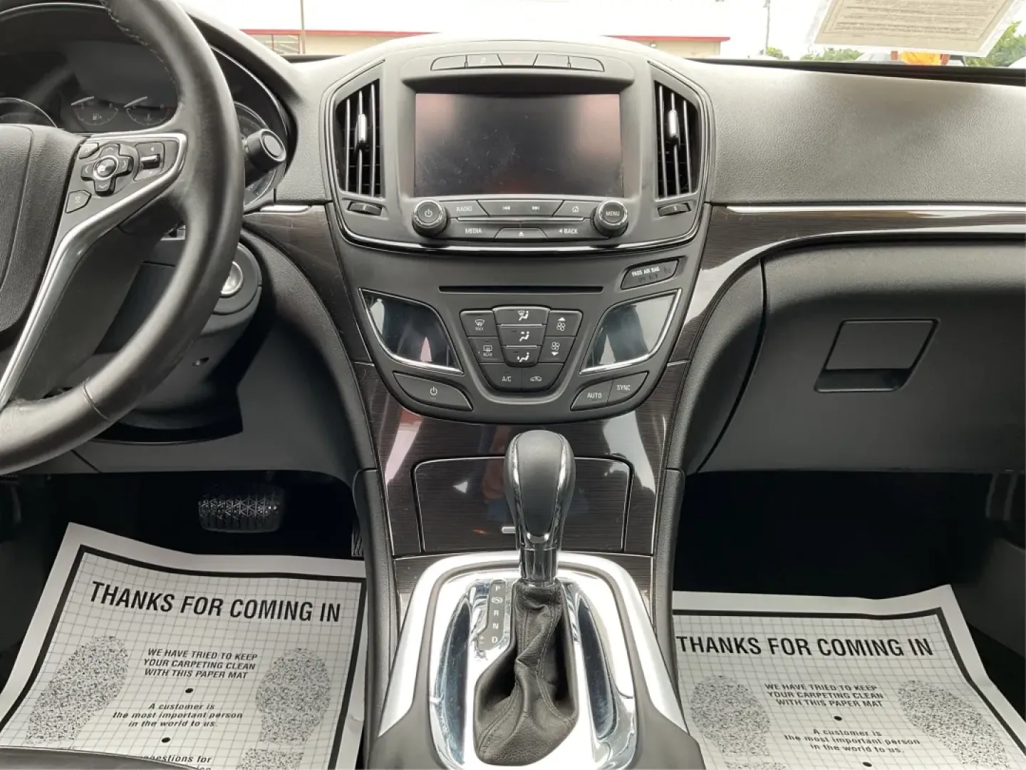 2014 Buick Regal Turbo (2G4GK5EX3E9) with an 2L I-4 gasoline direct injection engine, located at 880 E. National Road, Vandalia, OH, 45377, (937) 908-9800, 39.891918, -84.183594 - **Unleash Your Driving Experience with the 2014 Buick Regal Turbo: The Perfect Blend of Comfort and Style!**<br /> <br /> Are you on the lookout for a car that not only meets your daily commuting needs but also elevates your lifestyle? Look no further than our stunning 2014 Buick Regal Turbo, availa - Photo#13