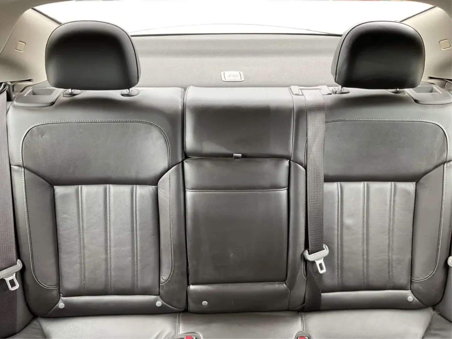 2014 Buick Regal Turbo (2G4GK5EX3E9) with an 2L I-4 gasoline direct injection engine, located at 880 E. National Road, Vandalia, OH, 45377, (937) 908-9800, 39.891918, -84.183594 - **Unleash Your Driving Experience with the 2014 Buick Regal Turbo: The Perfect Blend of Comfort and Style!**<br /> <br /> Are you on the lookout for a car that not only meets your daily commuting needs but also elevates your lifestyle? Look no further than our stunning 2014 Buick Regal Turbo, availa - Photo#14