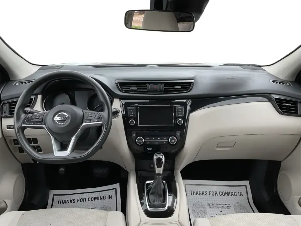 2019 Nissan Rogue SV (JN1BJ1CR3KW) with an 2L I-4 gasoline direct injection engine, CVT transmission, located at 401 Woodman Dr, Riverside, OH, 45431, (937) 908-9800, 39.760899, -84.123421 - Imagine hitting the open road, the wind in your hair, as you embark on spontaneous weekend adventures or daily commutes-this is the lifestyle that the 2019 Nissan Rogue SV embodies. With its versatile SUV design and impressive features, this vehicle is perfect for anyone looking to elevate their dri - Photo#20