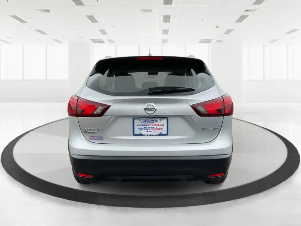 2019 Nissan Rogue SV (JN1BJ1CR3KW) with an 2L I-4 gasoline direct injection engine, CVT transmission, located at 880 E. National Road, Vandalia, OH, 45377, (937) 908-9800, 39.891918, -84.183594 - Imagine hitting the open road, the wind in your hair, as you embark on spontaneous weekend adventures or daily commutes-this is the lifestyle that the 2019 Nissan Rogue SV embodies. With its versatile SUV design and impressive features, this vehicle is perfect for anyone looking to elevate their dri - Photo#3