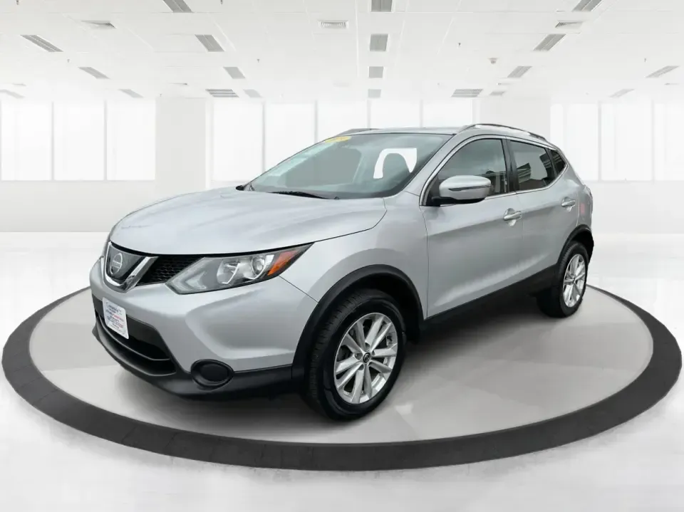 2019 Nissan Rogue SV (JN1BJ1CR3KW) with an 2L I-4 gasoline direct injection engine, CVT transmission, located at 880 E. National Road, Vandalia, OH, 45377, (937) 908-9800, 39.891918, -84.183594 - Imagine hitting the open road, the wind in your hair, as you embark on spontaneous weekend adventures or daily commutes-this is the lifestyle that the 2019 Nissan Rogue SV embodies. With its versatile SUV design and impressive features, this vehicle is perfect for anyone looking to elevate their dri - Photo#8