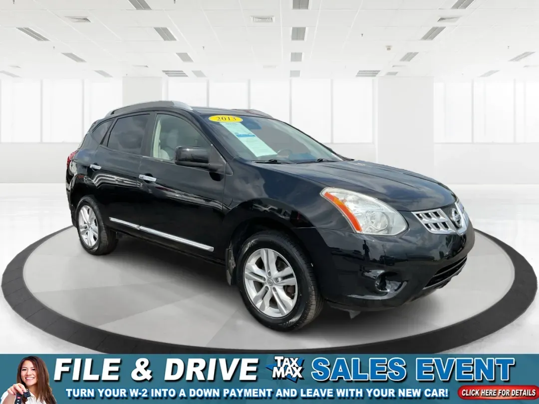 2013 Nissan Rogue SV (JN8AS5MV2DW) with an 2.5L I-4 DOHC engine, located at 1230 East Main St, Xenia, OH, 45385, (937) 908-9800, 39.688026, -83.910172 - **Experience Adventure with This 2013 Nissan Rogue SV at Advantage Car and Credit - Piqua!**<br /> <br /> Are you ready to embark on your next road trip or tackle your daily commute with confidence? The 2013 Nissan Rogue SV is perfect for budget-conscious buyers and growing families alike, offering - Photo#0